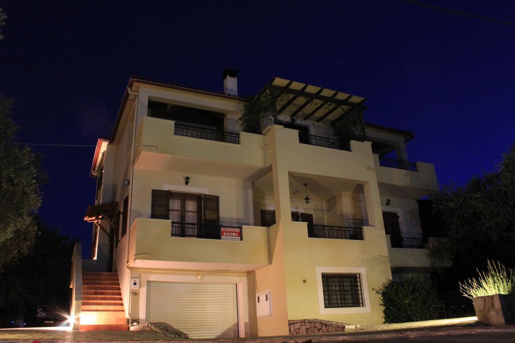 Alexandraki Rooms Poulithra Exterior photo